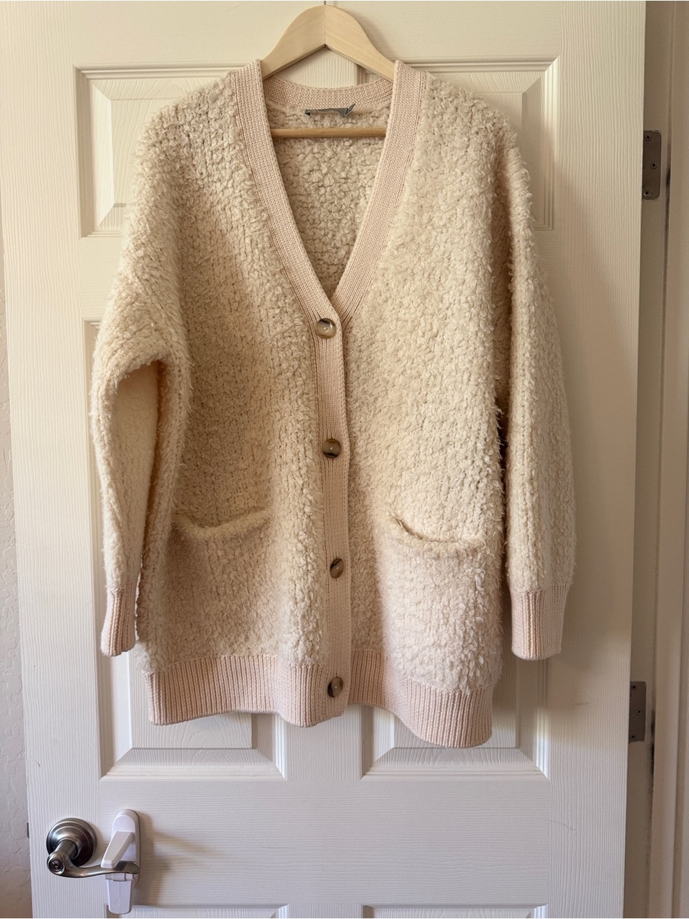 Vince Cream Shearling Button Down Cardigan Sz M